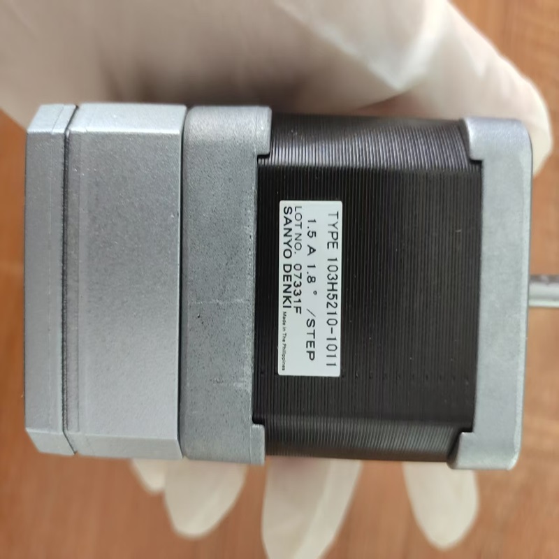 日本cool muscle 电机 CM1-P -17L30C