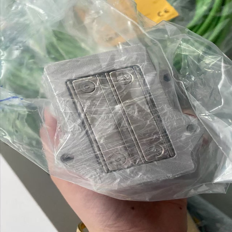 TURCK图尔克 数字I/O模块TBEC-LL-8IOL