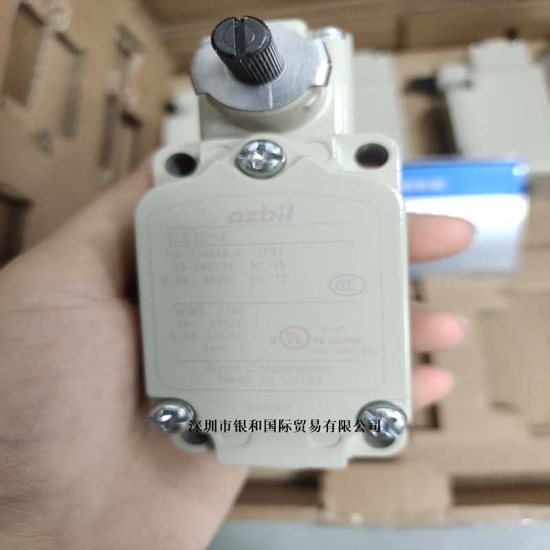 日本azil山武 阿自倍尔 行程限位开关1LS19-J