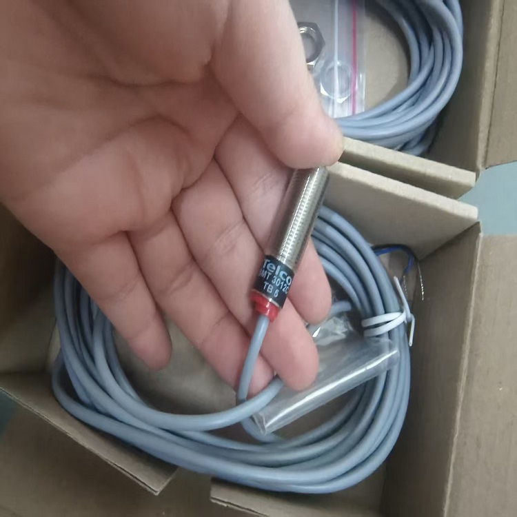 供应丹麦TELCO对射式光电传感器SMR 3212 TB 5