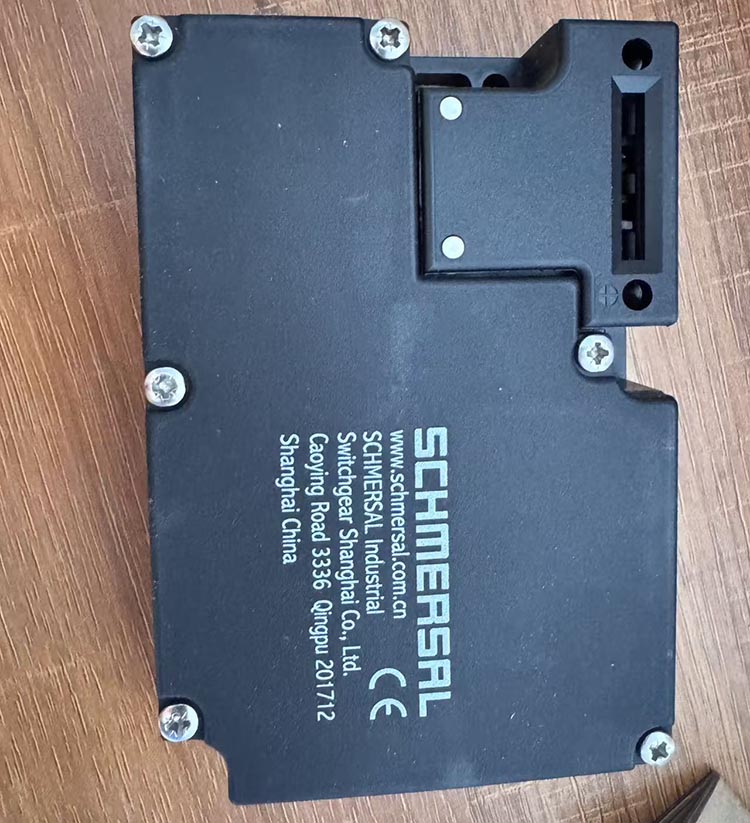 施迈赛SCHMERSAL安全门锁 AZM161SK-12 电磁安全联锁开关 24V