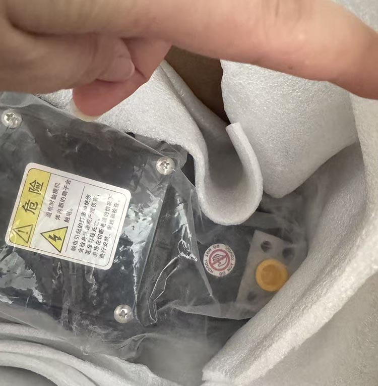 Allen-Bradley 100-K09ZJ300 微型接